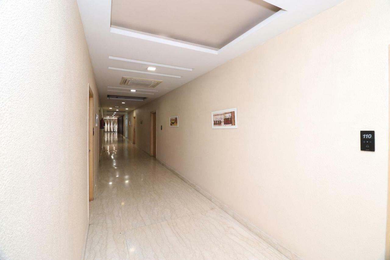 Oyo 5843 Hotel Yash Inn Mirzāpur Exterior foto